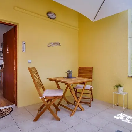 By The Sea Artatore, Losinj - 7952 Apartment *